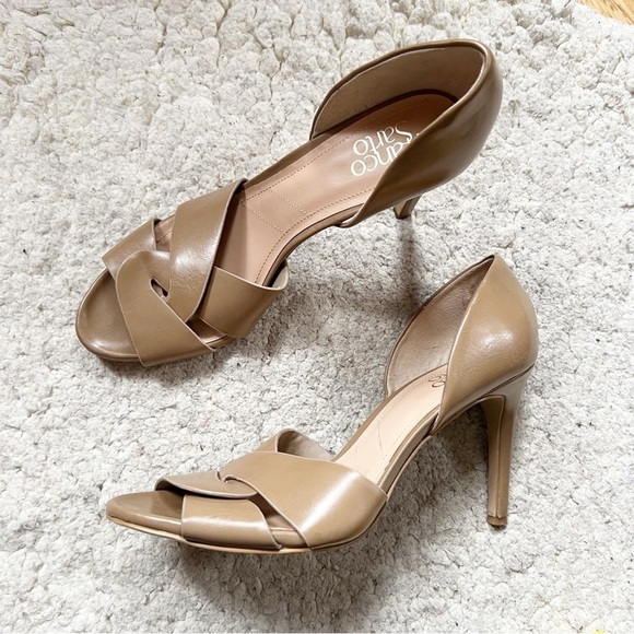 Franco Sarto: Tan Faux Leather Criss Cross Peep Toe Dressy High Heels Size 9M - Picture 1 of 10